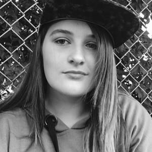 Meet your Posher, Marianne